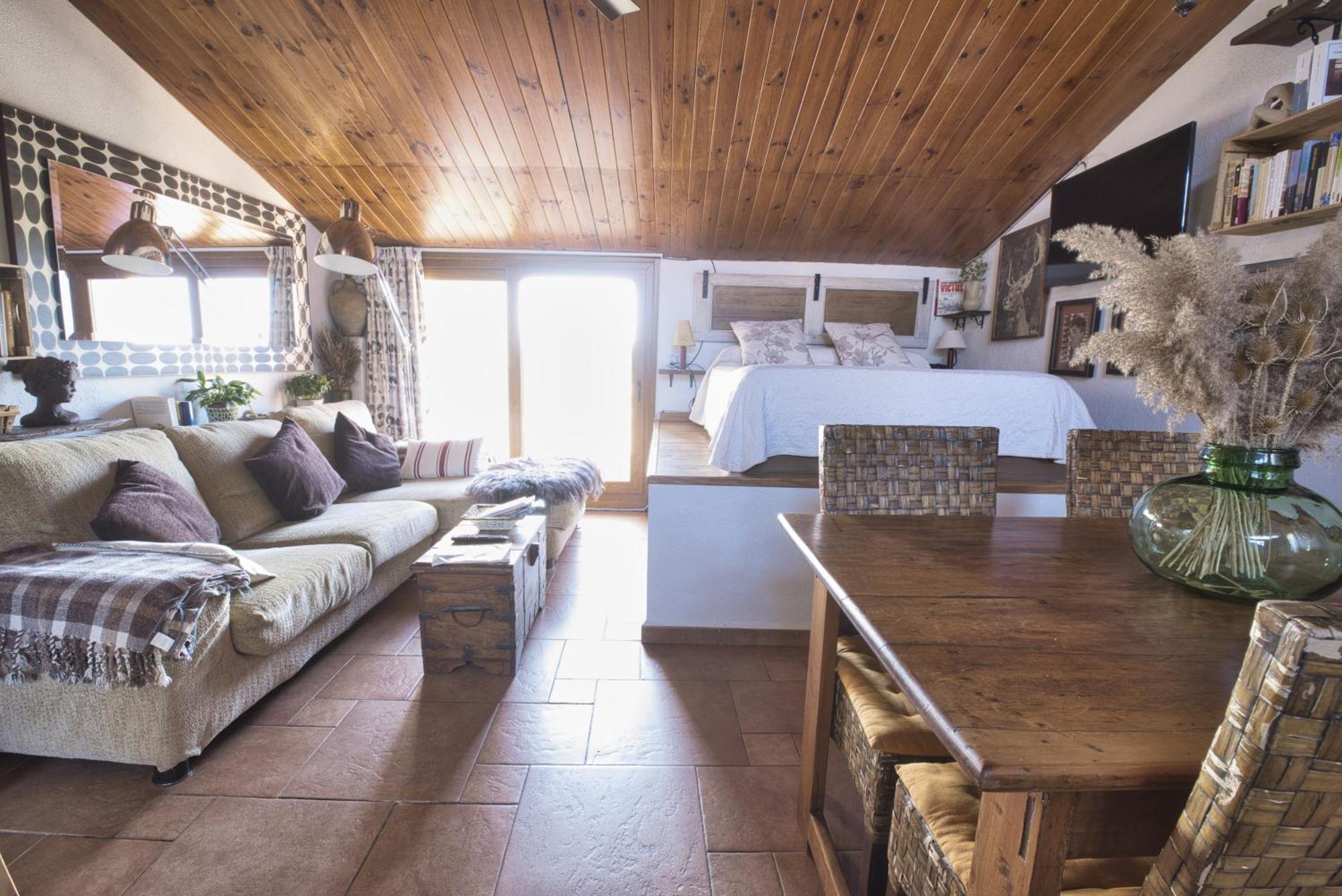Les Lludrigues Casa Loft Con Aire Ac Y Terraza Hébergement de vacances