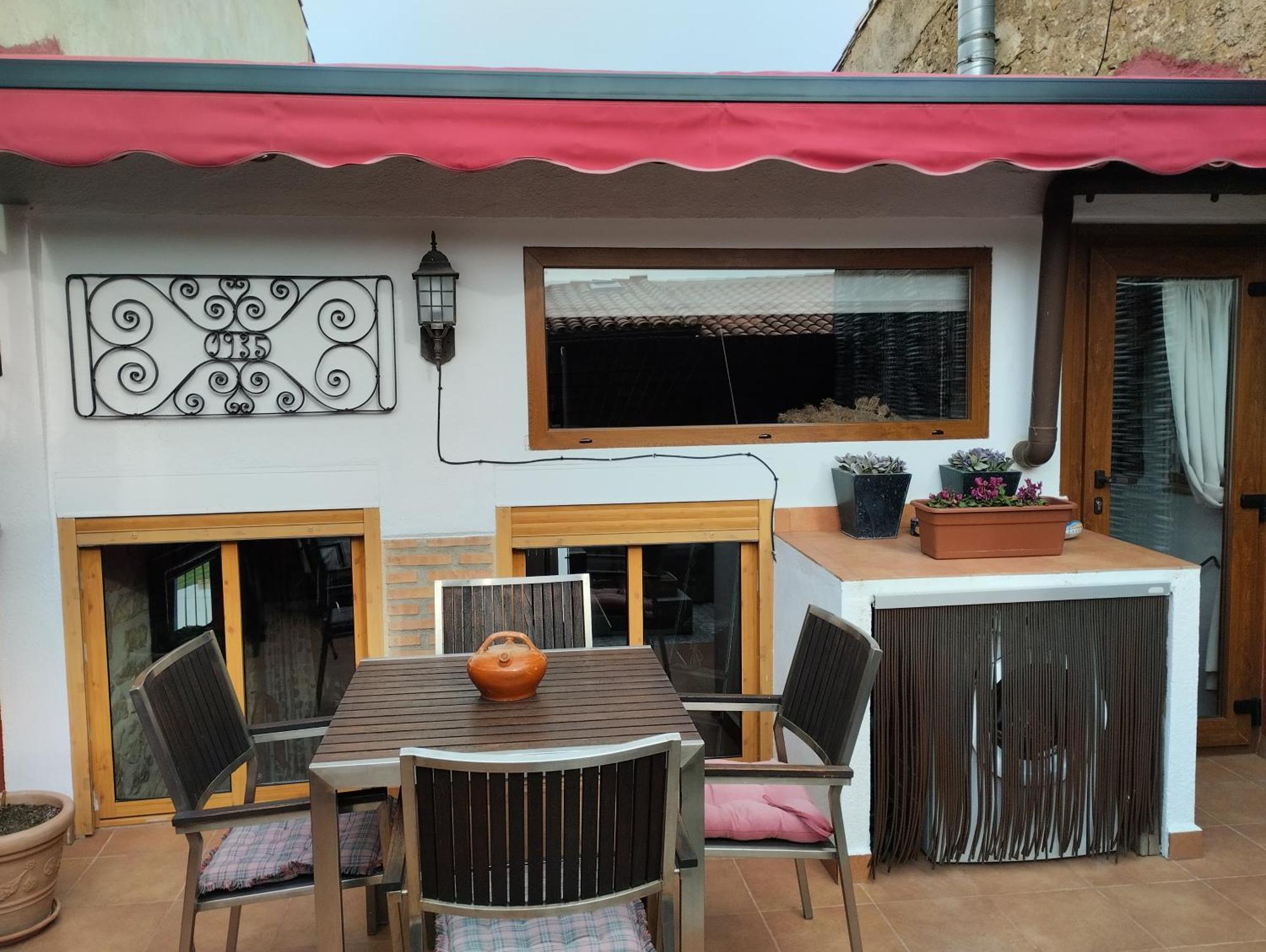 Les Lludrigues Casa Loft Con Aire Ac Y Terraza Hébergement de vacances